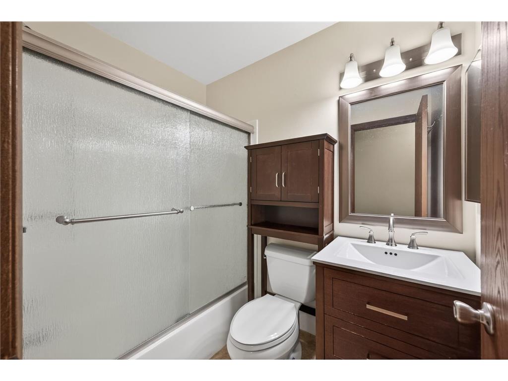 2296 Benson Avenue #G Saint Paul MN 55116 7085727 image16