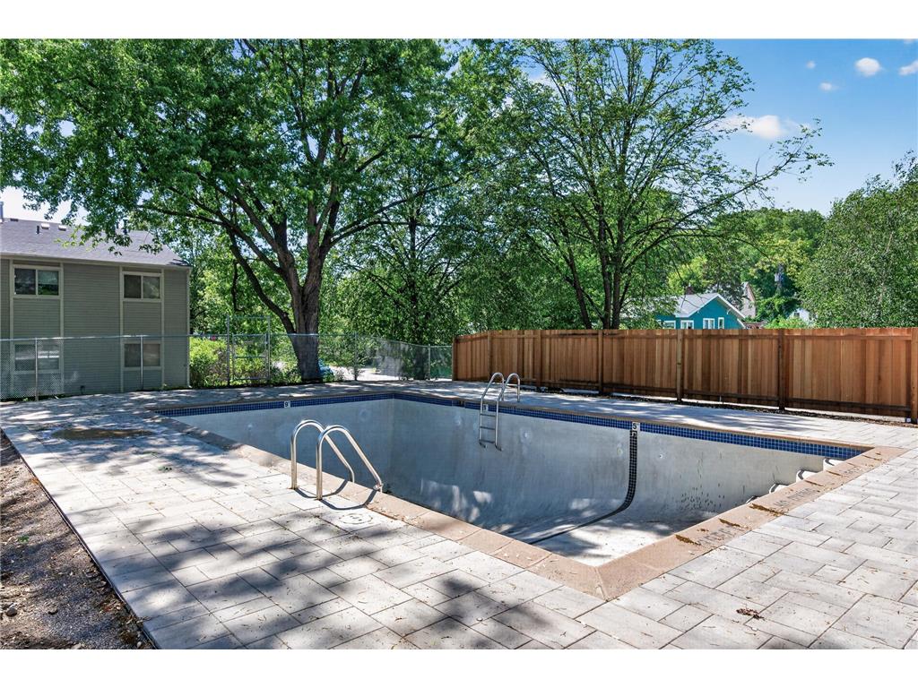 2296 Benson Avenue #G Saint Paul MN 55116 7085727 image27