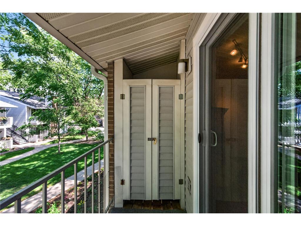 2296 Benson Avenue #G Saint Paul MN 55116 7085727 image7