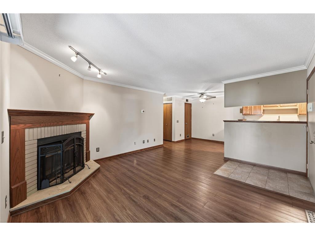 2296 Benson Avenue #G Saint Paul MN 55116 7085727 image8