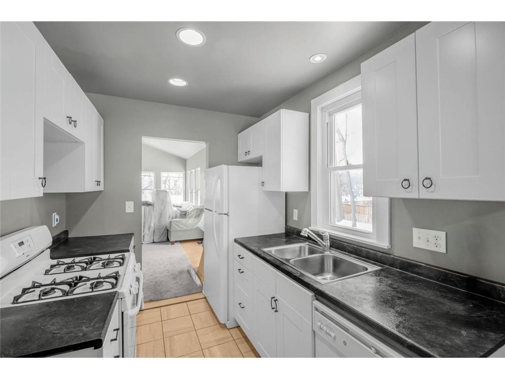 2296 Shadywood Road Orono MN 55391 - Lake Minnetonka 7018136 image5