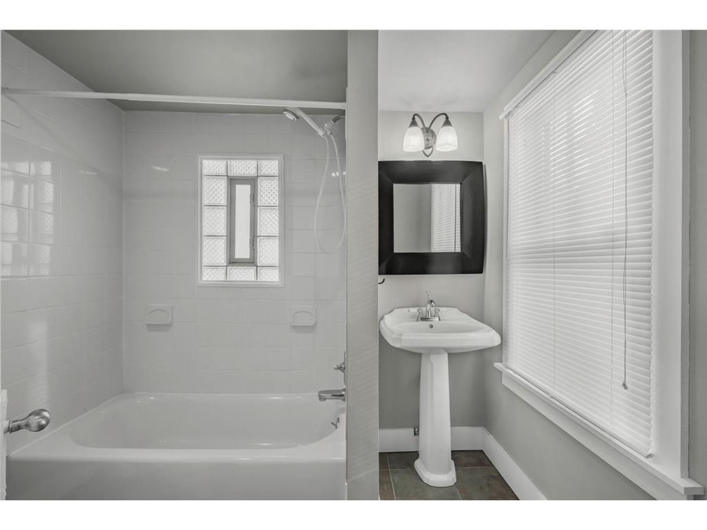 2296 Shadywood Road Orono MN 55391 - Lake Minnetonka 7018136 image8