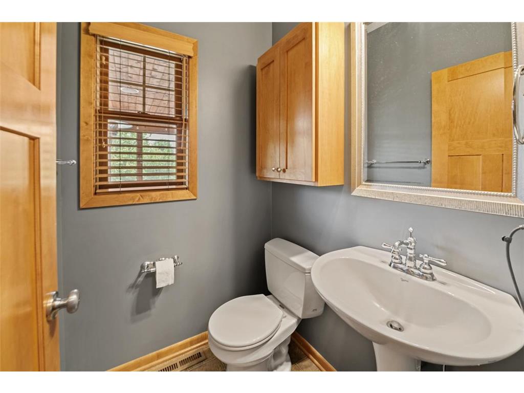 2297 Fieldstone Curve Woodbury MN 55129 7082972 image11