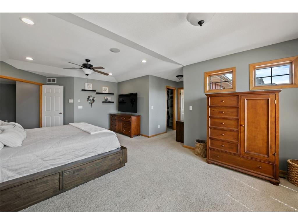 2297 Fieldstone Curve Woodbury MN 55129 7082972 image13