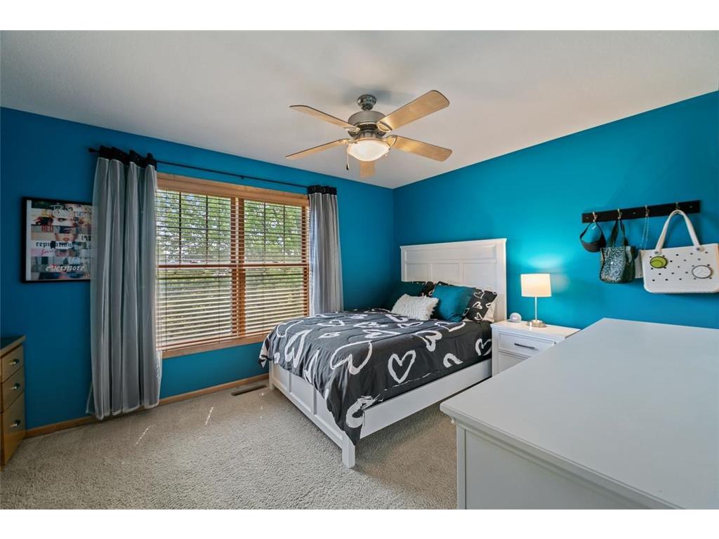 2297 Fieldstone Curve Woodbury MN 55129 7082972 image15