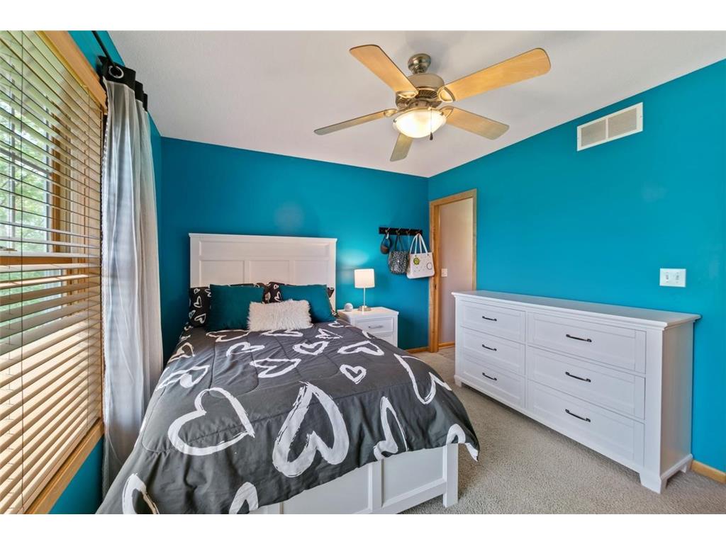 2297 Fieldstone Curve Woodbury MN 55129 7082972 image16