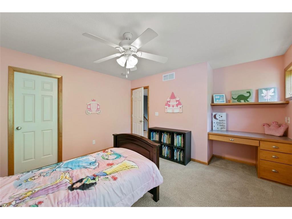 2297 Fieldstone Curve Woodbury MN 55129 7082972 image20