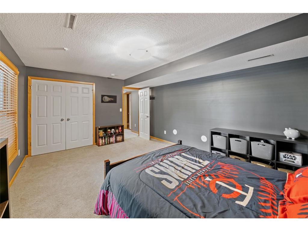 2297 Fieldstone Curve Woodbury MN 55129 7082972 image27