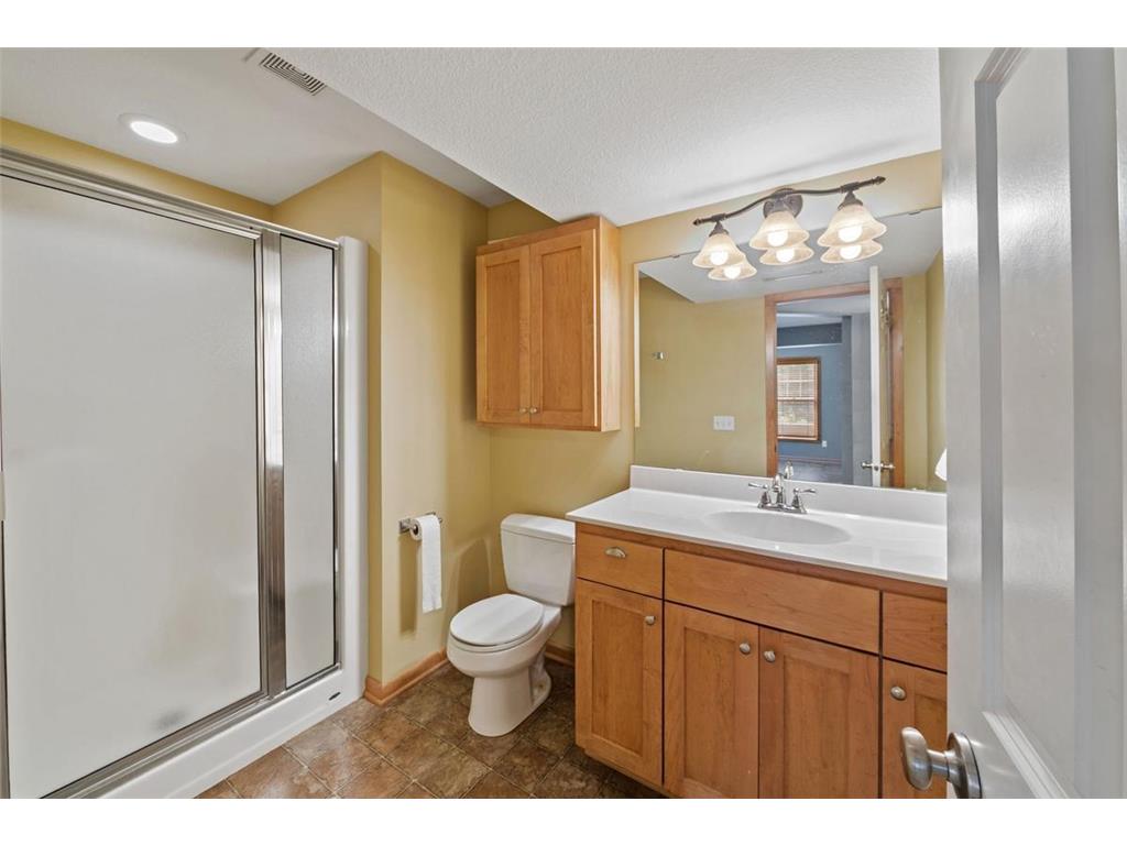 2297 Fieldstone Curve Woodbury MN 55129 7082972 image28