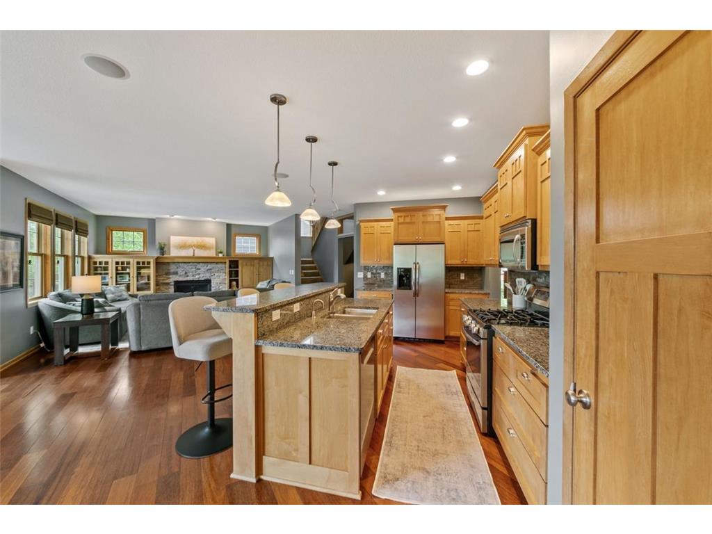 2297 Fieldstone Curve Woodbury MN 55129 7082972 image9