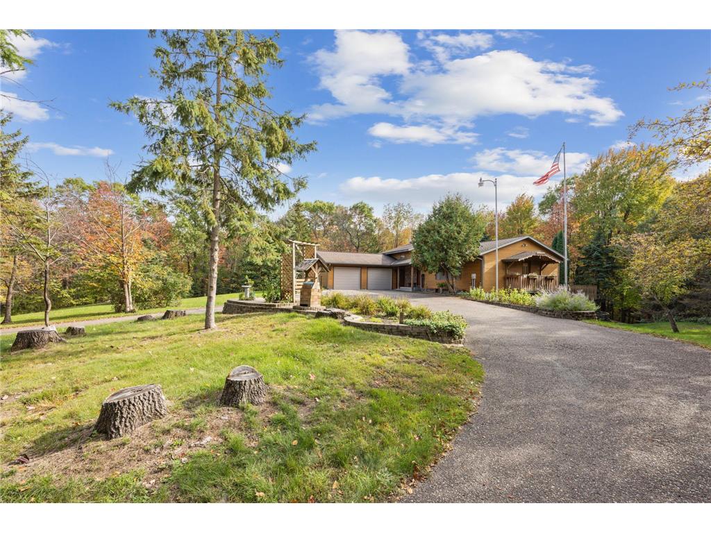 2298 90th Avenue Osceola WI 54020 6442473 image1