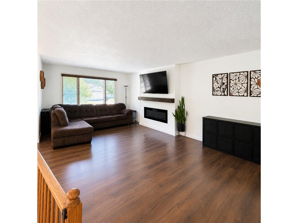 2298 Brooks Avenue Red Wing MN 55066 7096683 image2