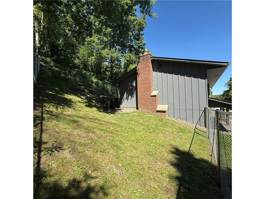 2298 Brooks Avenue Red Wing MN 55066 7096683 image35