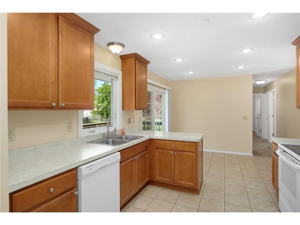2298 Pleasant View Drive New Brighton MN 55112 7073791 image10