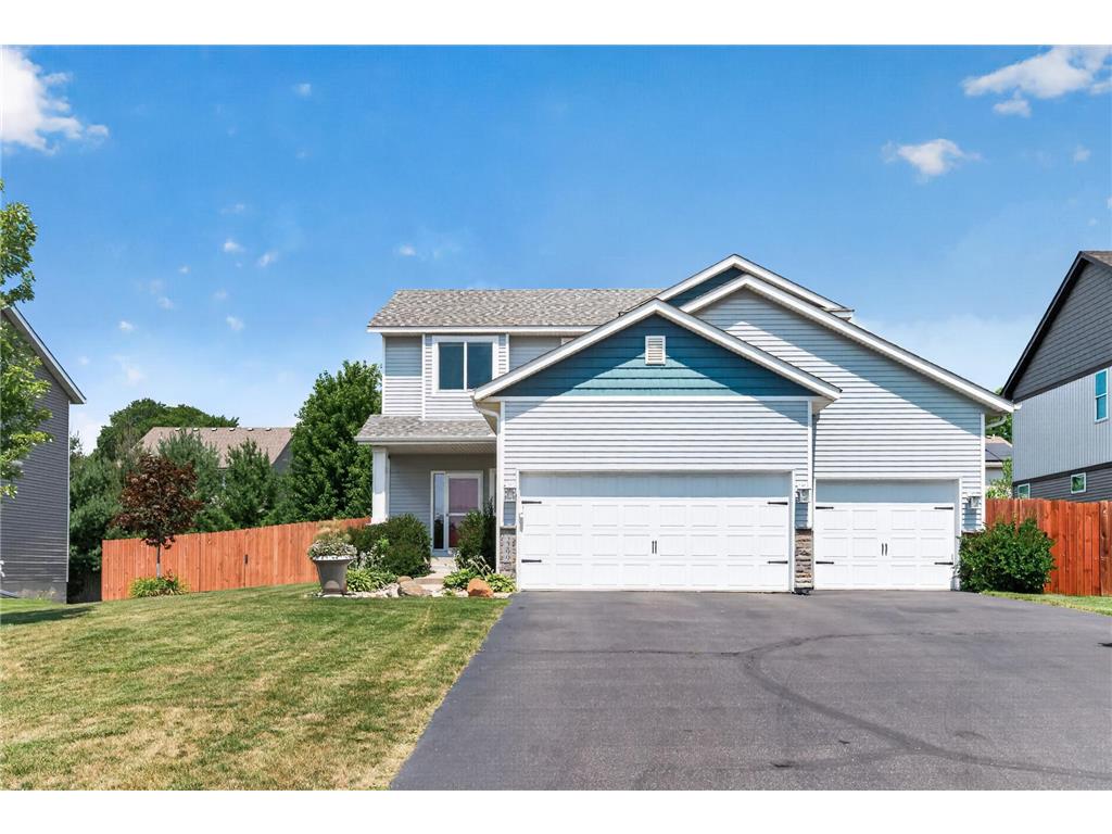 2299 Gall Avenue Maplewood MN 55109 7111937 image1
