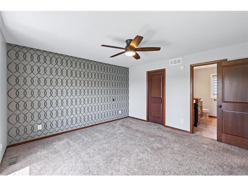 2299 Gall Avenue Maplewood MN 55109 7111937 image15