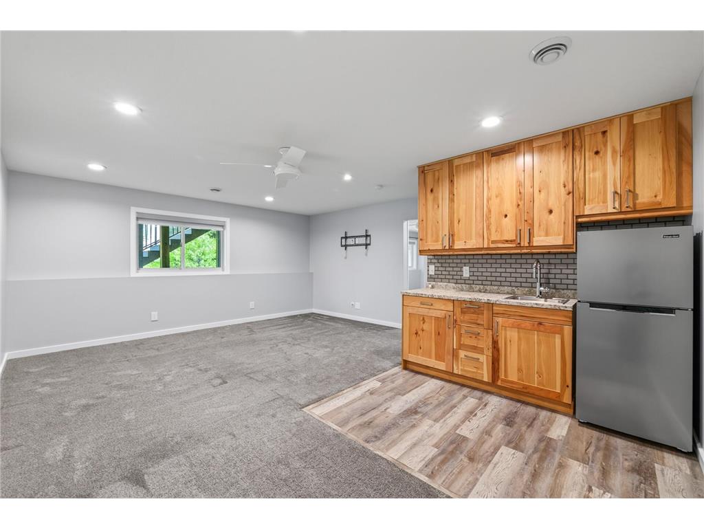 2299 Gall Avenue Maplewood MN 55109 7111937 image26