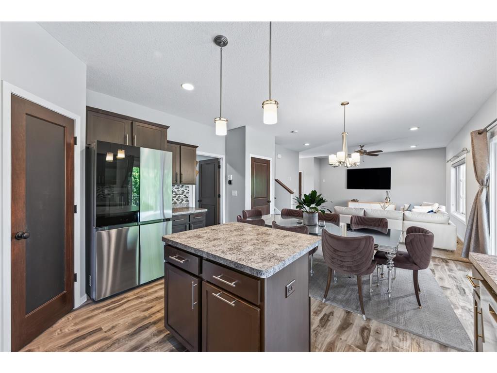 2299 Gall Avenue Maplewood MN 55109 7111937 image5