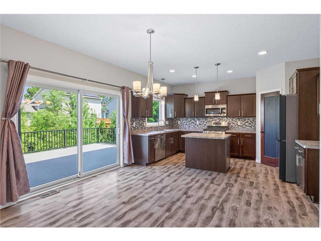 2299 Gall Avenue Maplewood MN 55109 7111937 image7