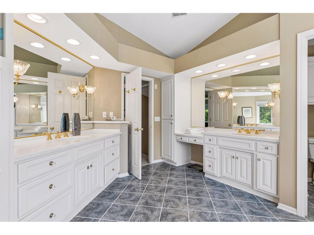 23 Scotch Pine Circle North Oaks MN 55127 7082188 image64