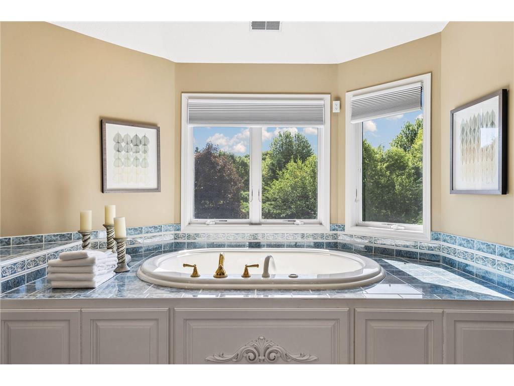 23 Scotch Pine Circle North Oaks MN 55127 7082188 image65