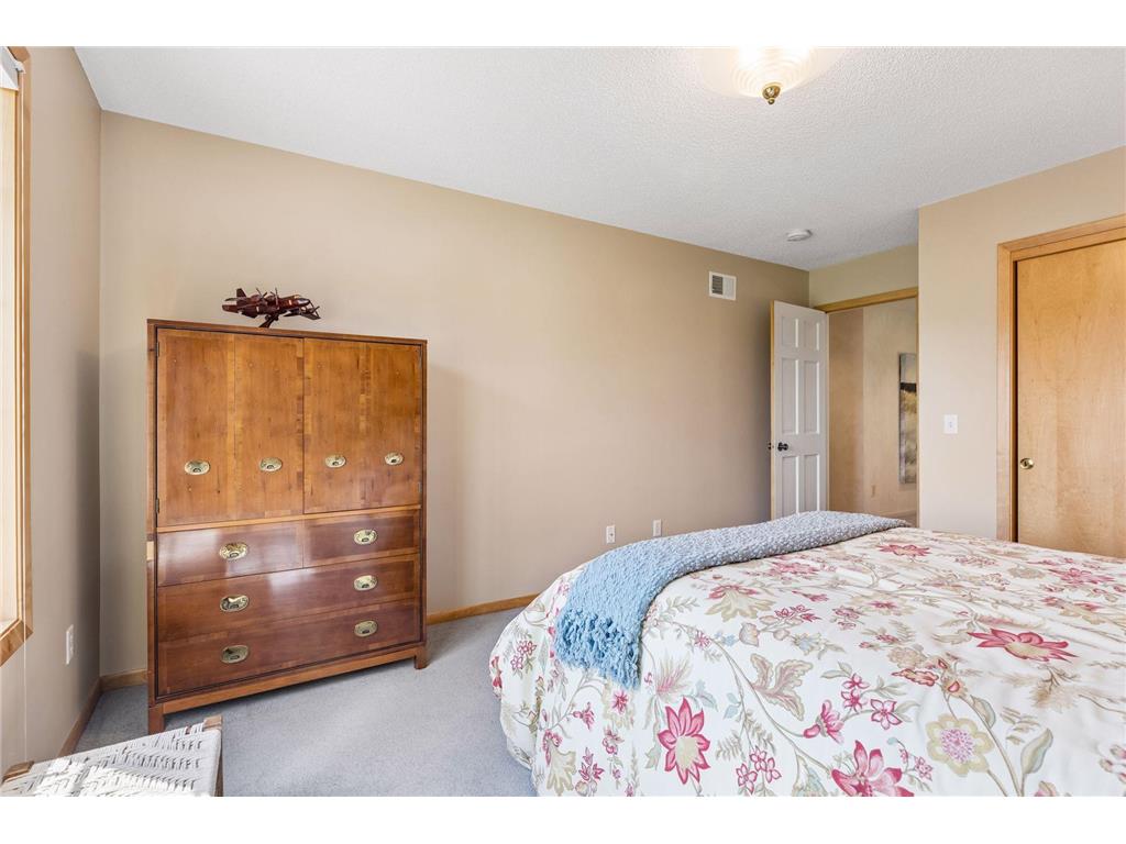 23 Scotch Pine Circle North Oaks MN 55127 7082188 image76