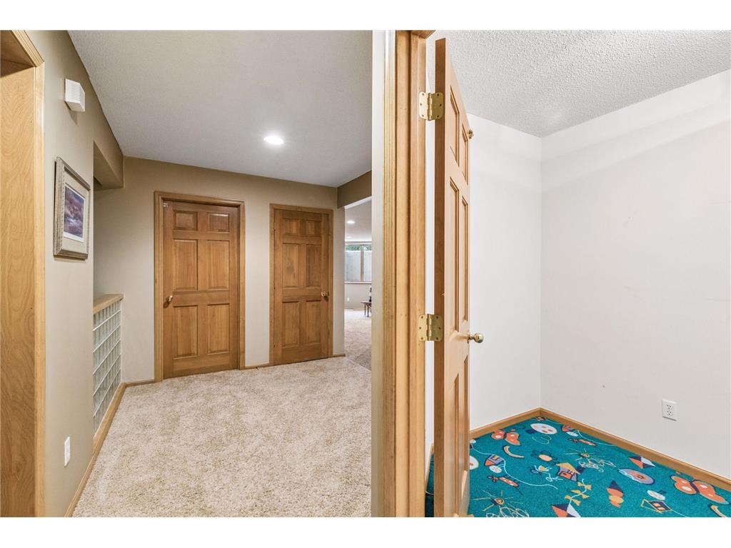 23 Scotch Pine Circle North Oaks MN 55127 7082188 image97