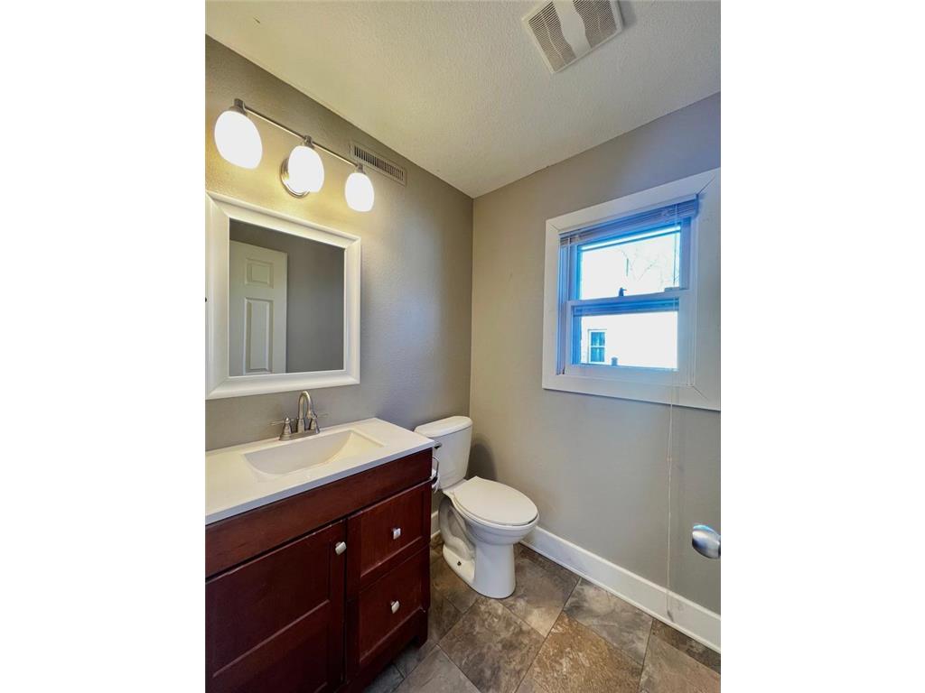 230 10th Avenue NE Rochester MN 55906 7068346 image16