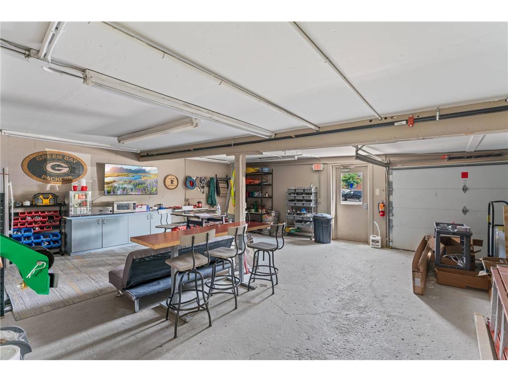230 1st Avenue E Shakopee MN 55379 7020054 image21