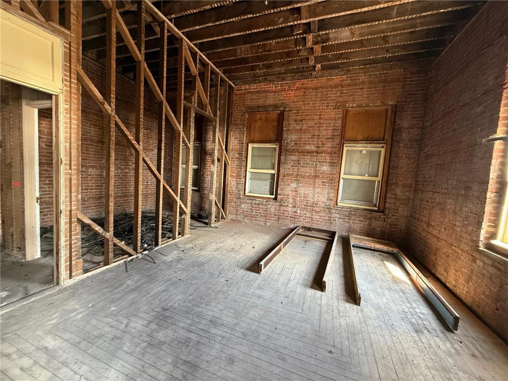 230/234/240 S Washington Street Redwood Falls MN 56283 6760031 image20