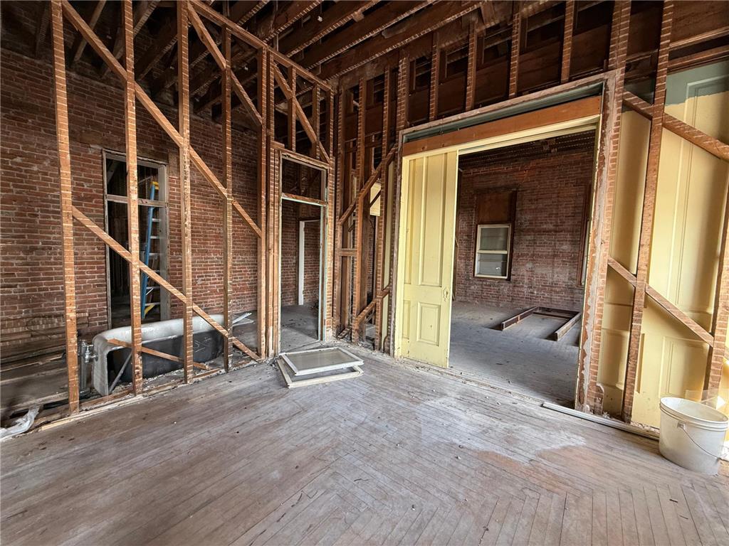 230/234/240 S Washington Street Redwood Falls MN 56283 6760031 image21