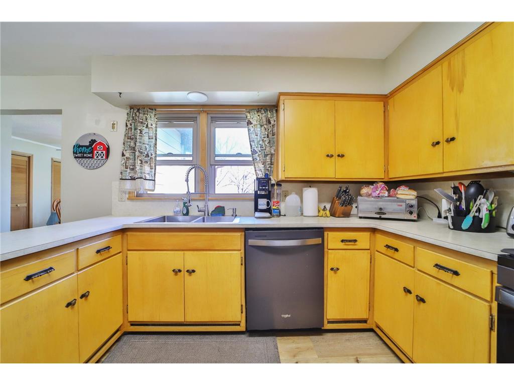 230 4th Avenue SE Aitkin MN 56431 7048305 image3