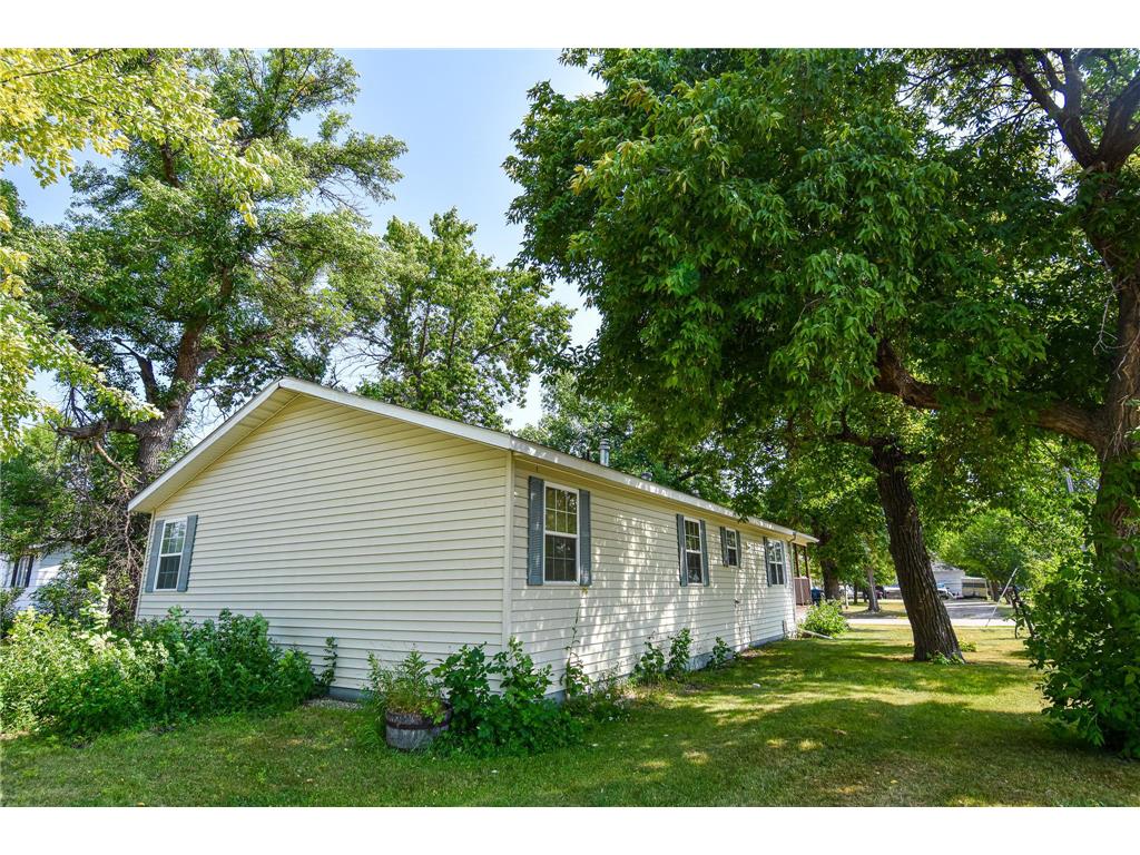 230 4th Street Stephen MN 56757 7115232 image34