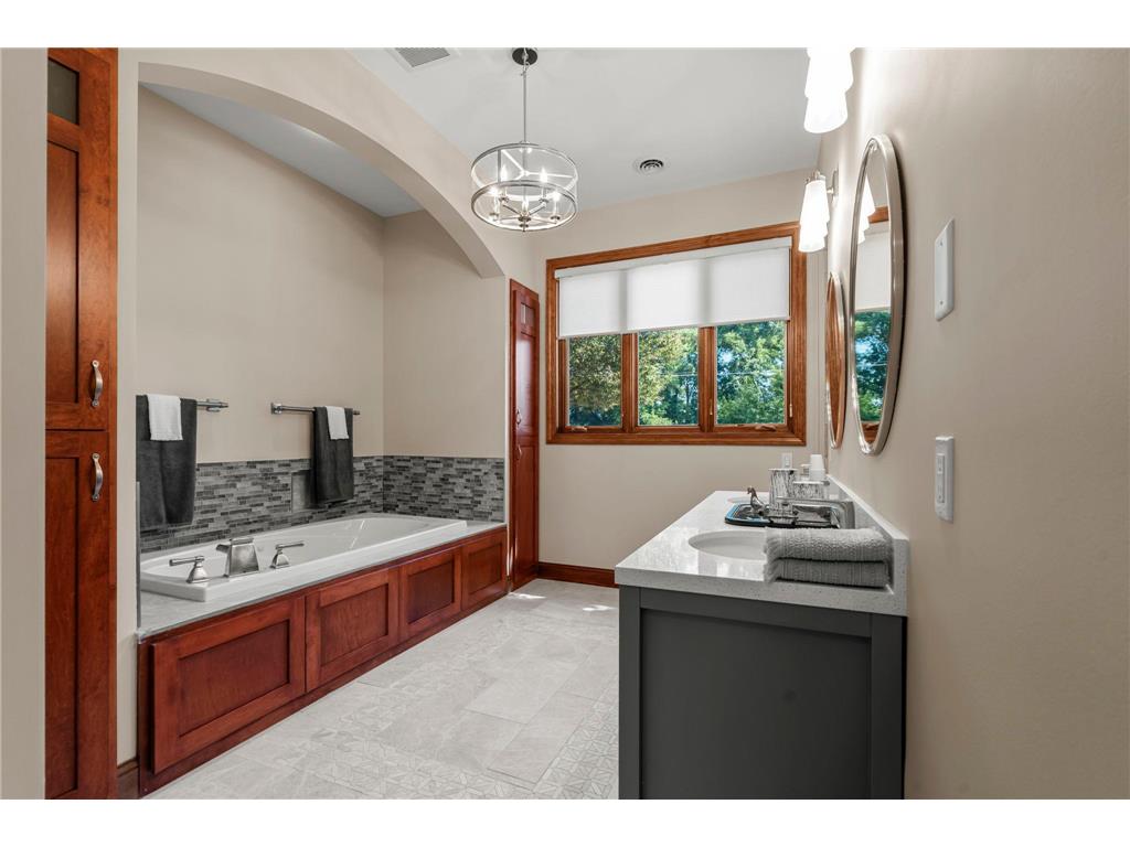 230 Birch Bluff Road Excelsior MN 55331 - Lake Minnetonka 6782598 image32