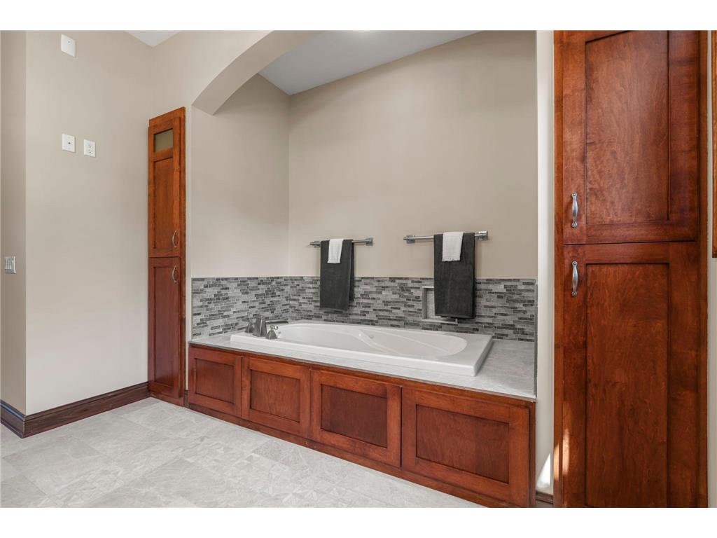 230 Birch Bluff Road Excelsior MN 55331 - Lake Minnetonka 6782598 image33