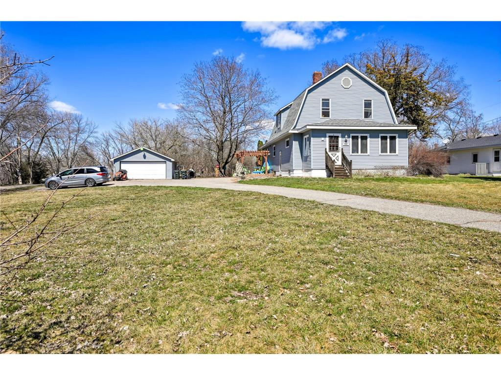 230 Cedar Street W Annandale MN 55302 6519444 image1