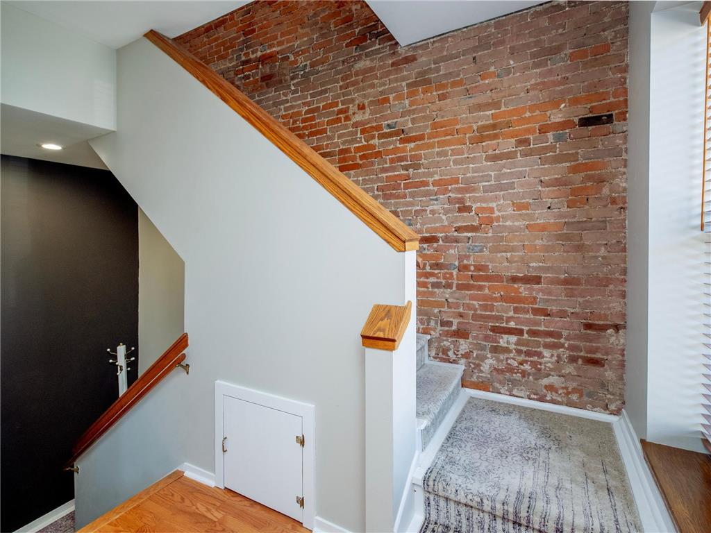230 Exchange Street S #M Saint Paul MN 55102 7071993 image23