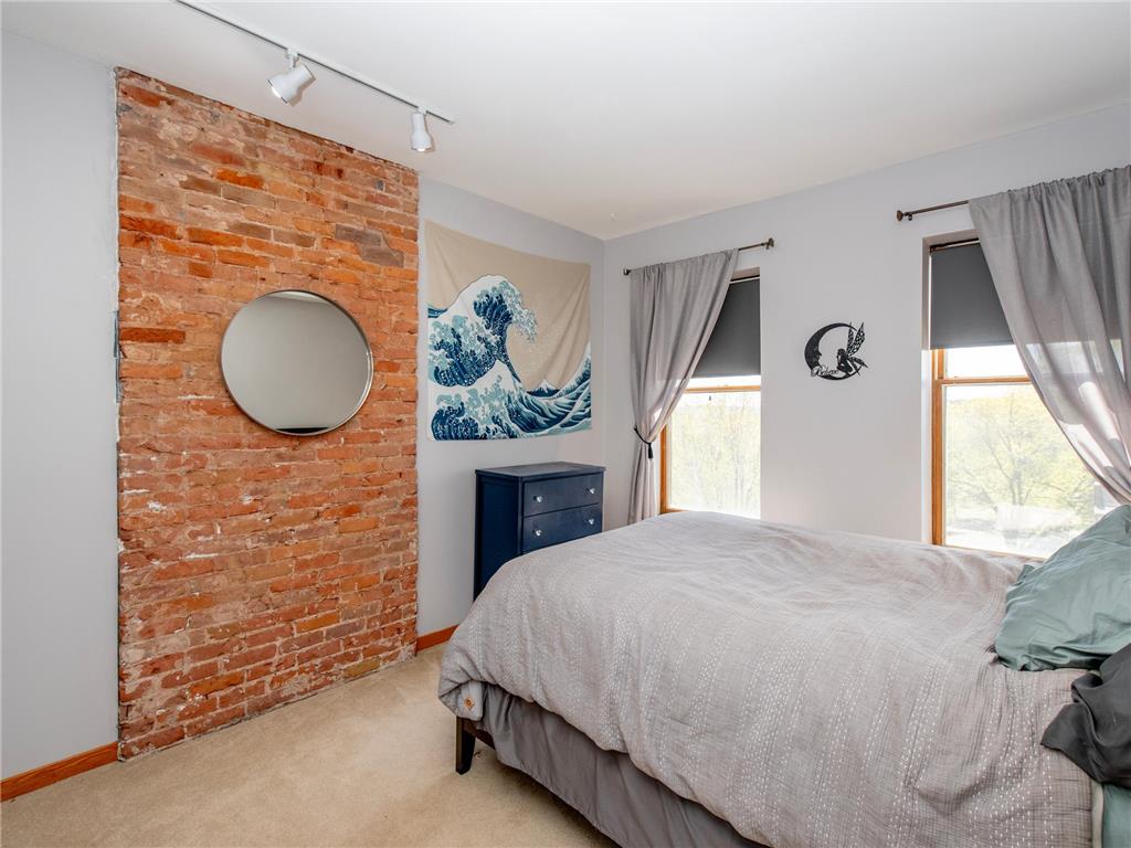 230 Exchange Street S #M Saint Paul MN 55102 7071993 image28