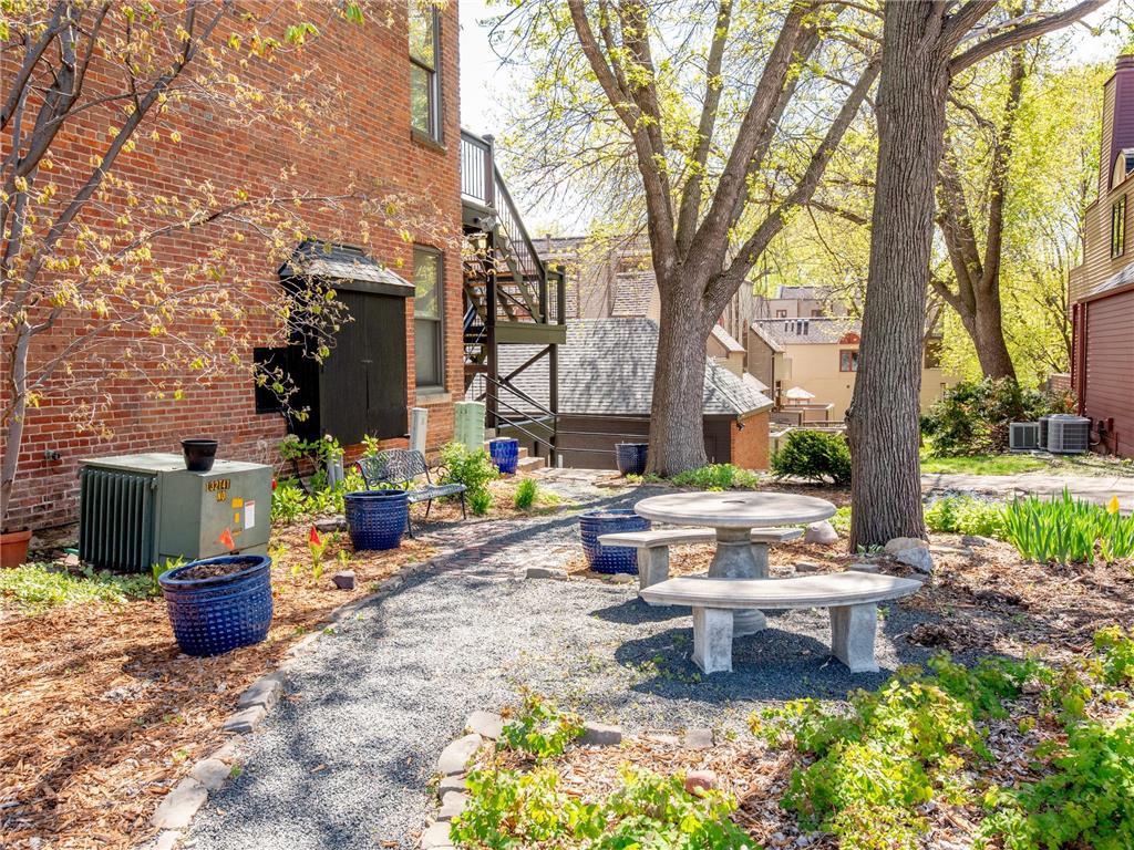 230 Exchange Street S #M Saint Paul MN 55102 7071993 image45