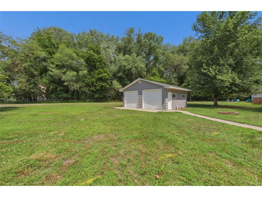 230 Mahtomedi Avenue Mahtomedi MN 55115 - White Bear 7110669 image19