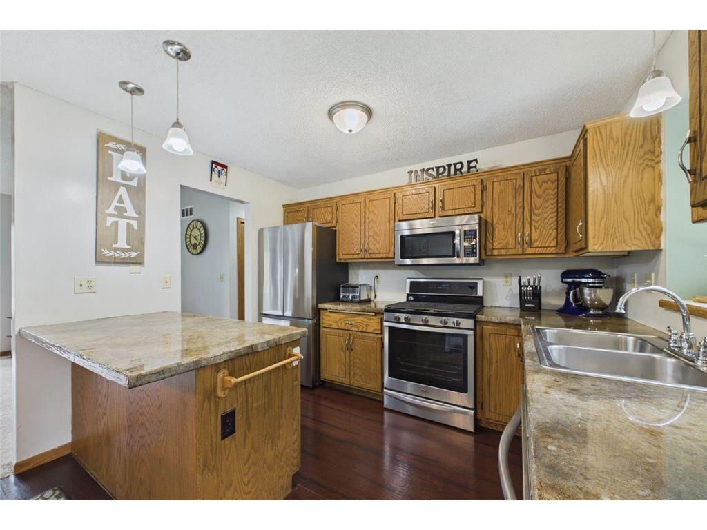 230 Mahtomedi Avenue Mahtomedi MN 55115 - White Bear 7110669 image6