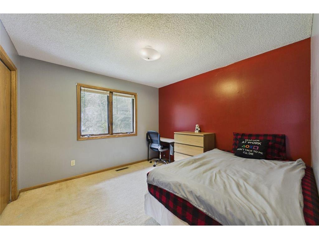 230 Mahtomedi Avenue Mahtomedi MN 55115 - White Bear 7110669 image8