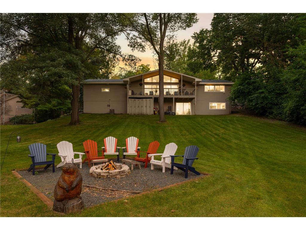 230 Maple Island Road Burnsville MN 55306 - Crystal 7100033 image2