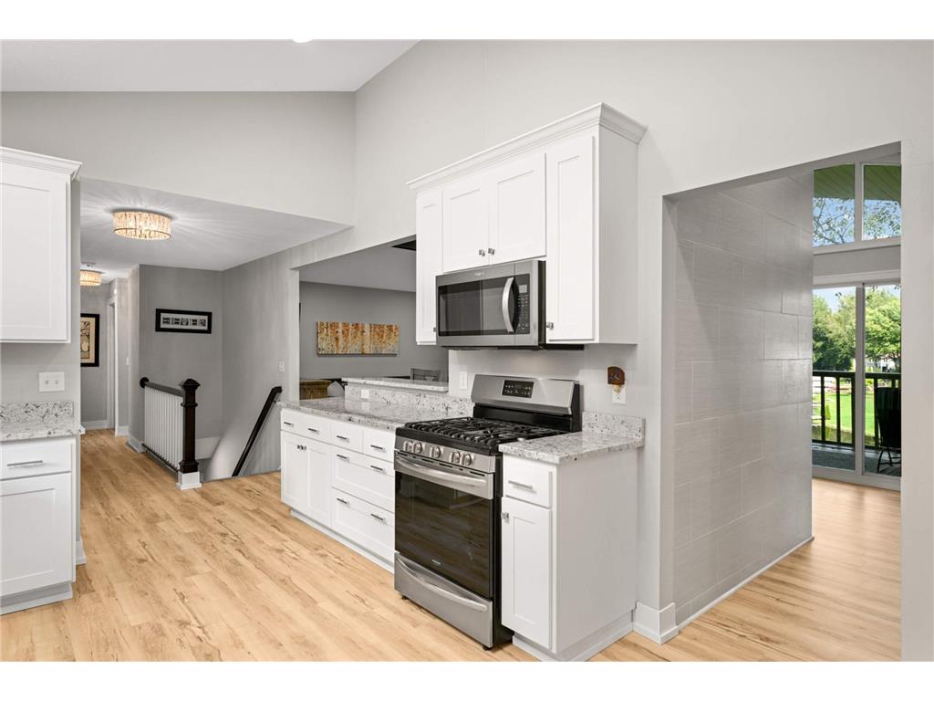 230 Maple Island Road Burnsville MN 55306 - Crystal 7100033 image31