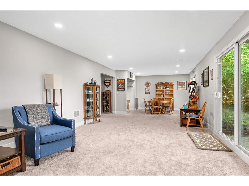 230 Maple Island Road Burnsville MN 55306 - Crystal 7100033 image43