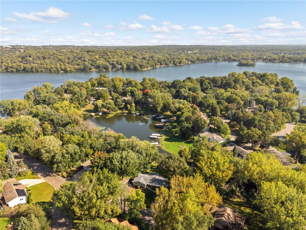 230 Maple Island Road Burnsville MN 55306 - Crystal 7100033 image7