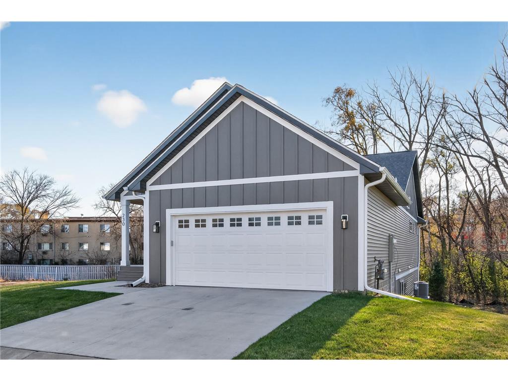 230 Mccarrons Place W Roseville MN 55113 - McCarron 6739717 image2