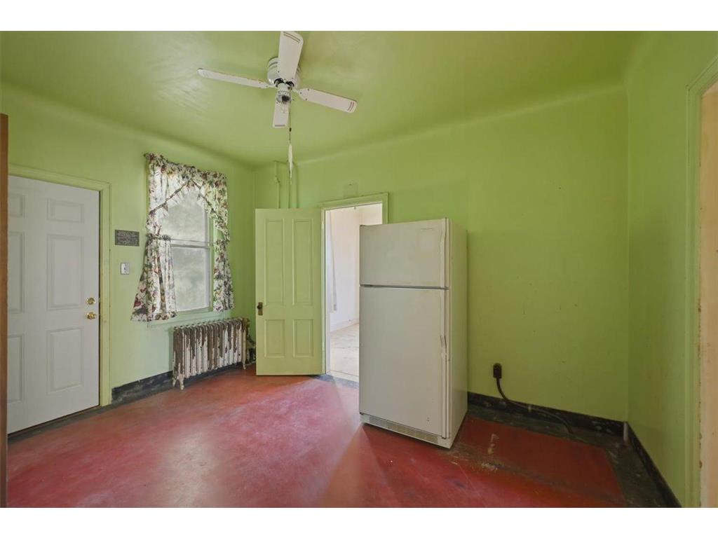 230 N 18th Avenue W Duluth MN 55806 7100155 image10