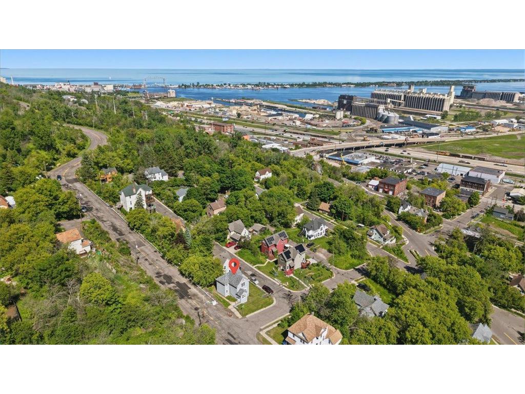 230 N 18th Avenue W Duluth MN 55806 7100155 image4