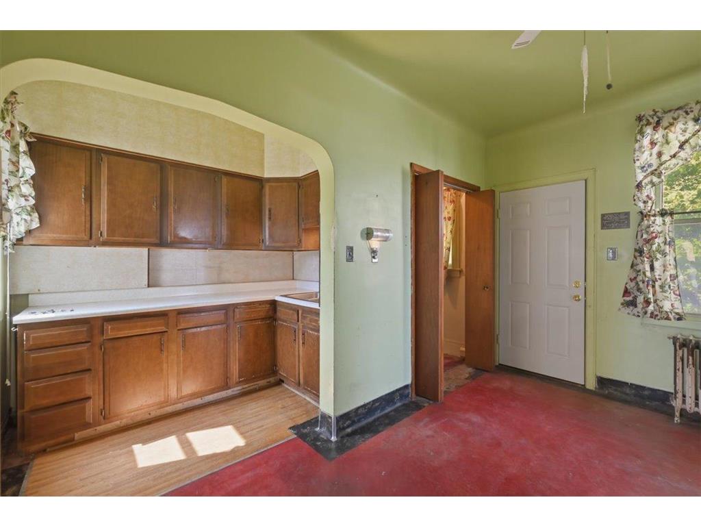 230 N 18th Avenue W Duluth MN 55806 7100155 image9